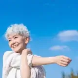 シニアの健康意識が急変している今、ヘルスケアマーケティング戦略を見直すべき理由と具体施策