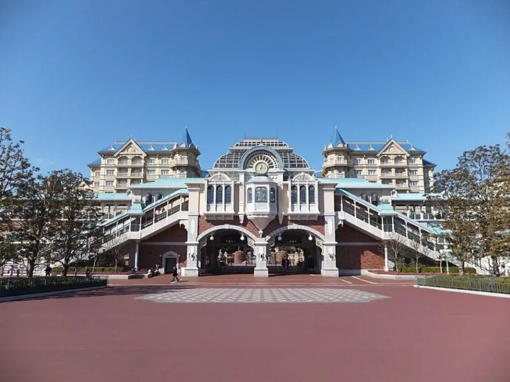 シニア世代は東京ディズニーリゾートの変化をどう捉える？若者離れが進む中でのシニアの反応
