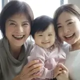 シニアが子育てを支える時代へ：地域社会と親世代をつなぐ取り組み
