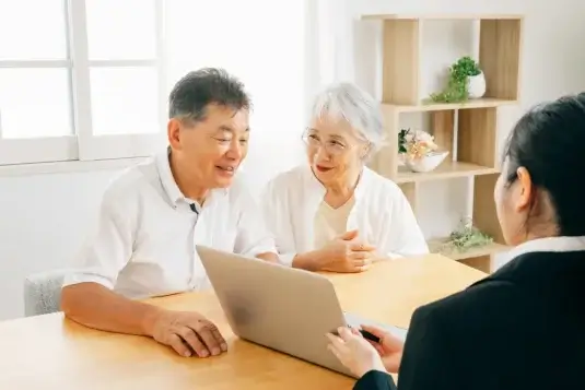 シニアの終活と葬儀への意識変化を踏まえたマーケティング戦略のポイント