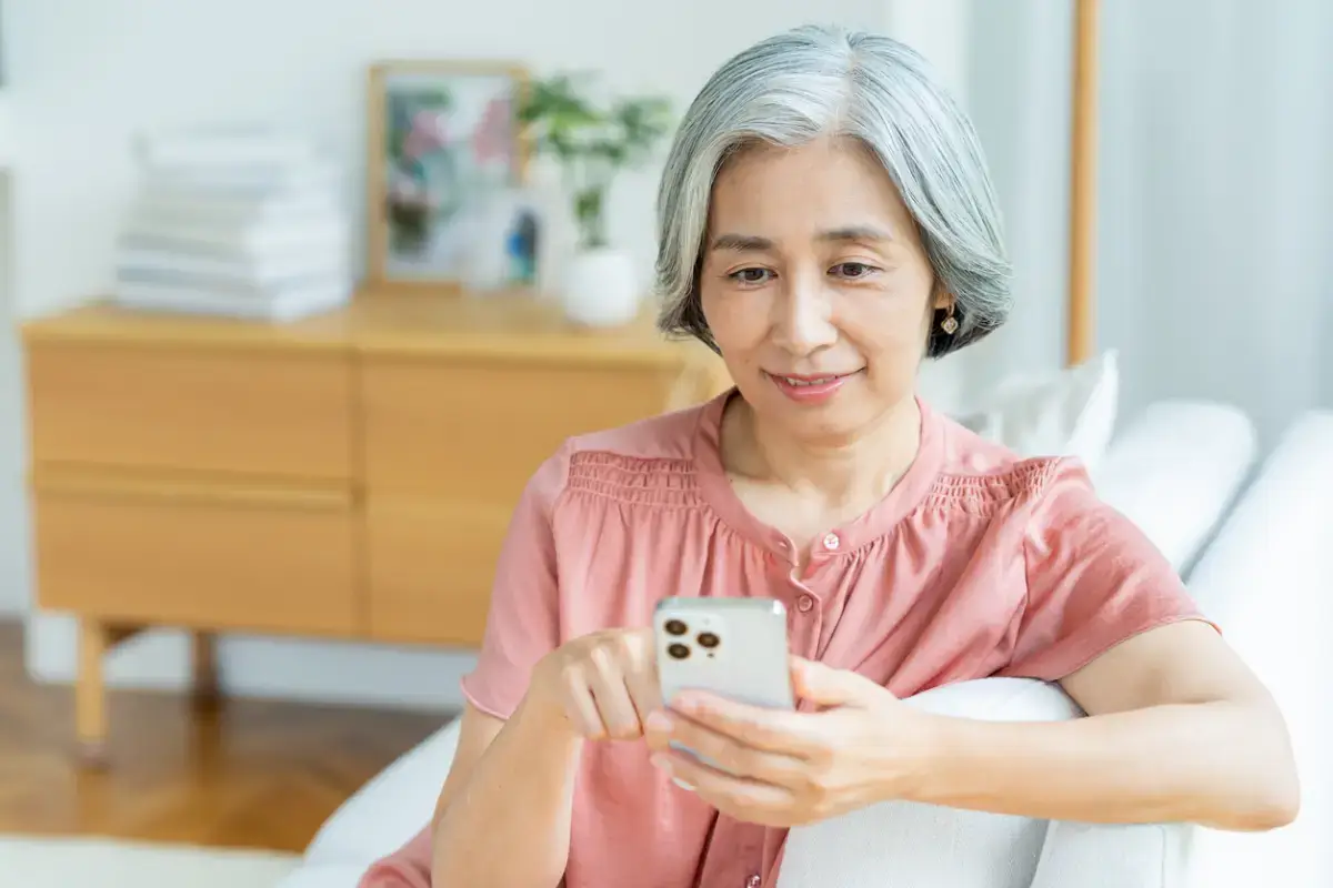シニア向けSNSプロモーション5ステップ！シニアに人気のSNSも解説