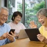 超高齢社会を支える新たな社会基盤 シニアのデジタル活用とオンライン参加の可能性
